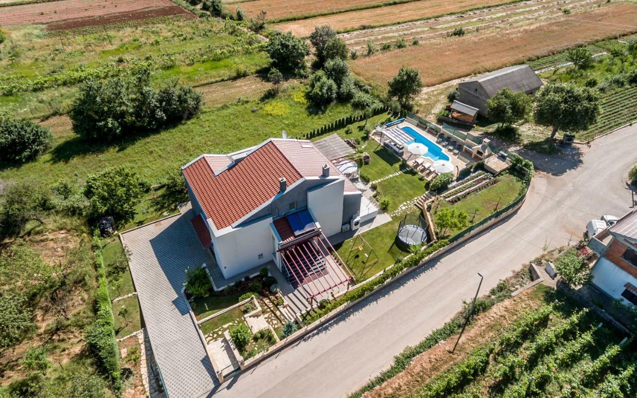 Luxury Villa Nadalina-Dicmo Dugopolje Exterior foto